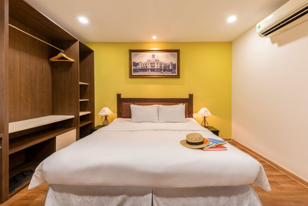Deluxe King Bed