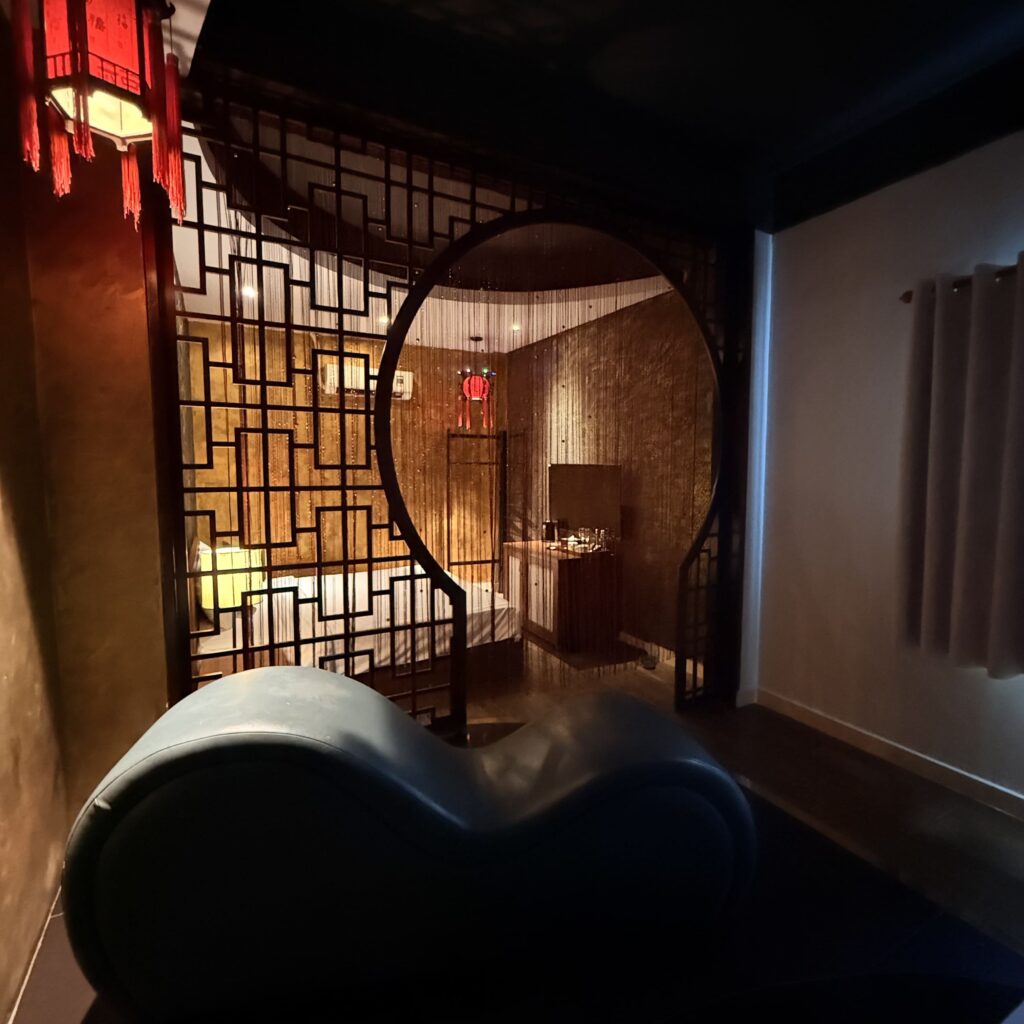 Fantasy Room 302