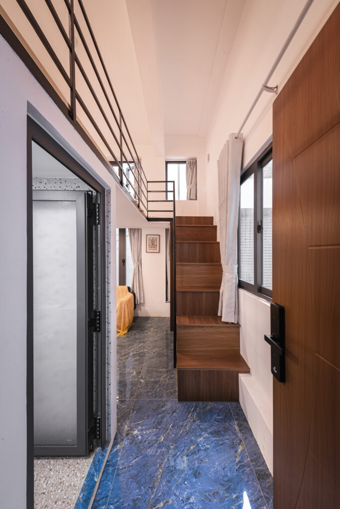 One-bedroom Junior Duplex Suite