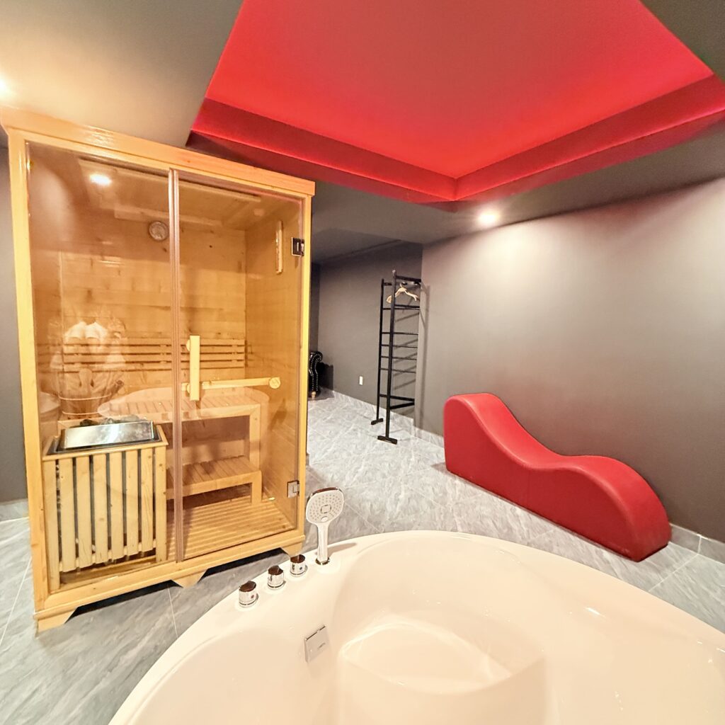 Private Sauna Suite G01