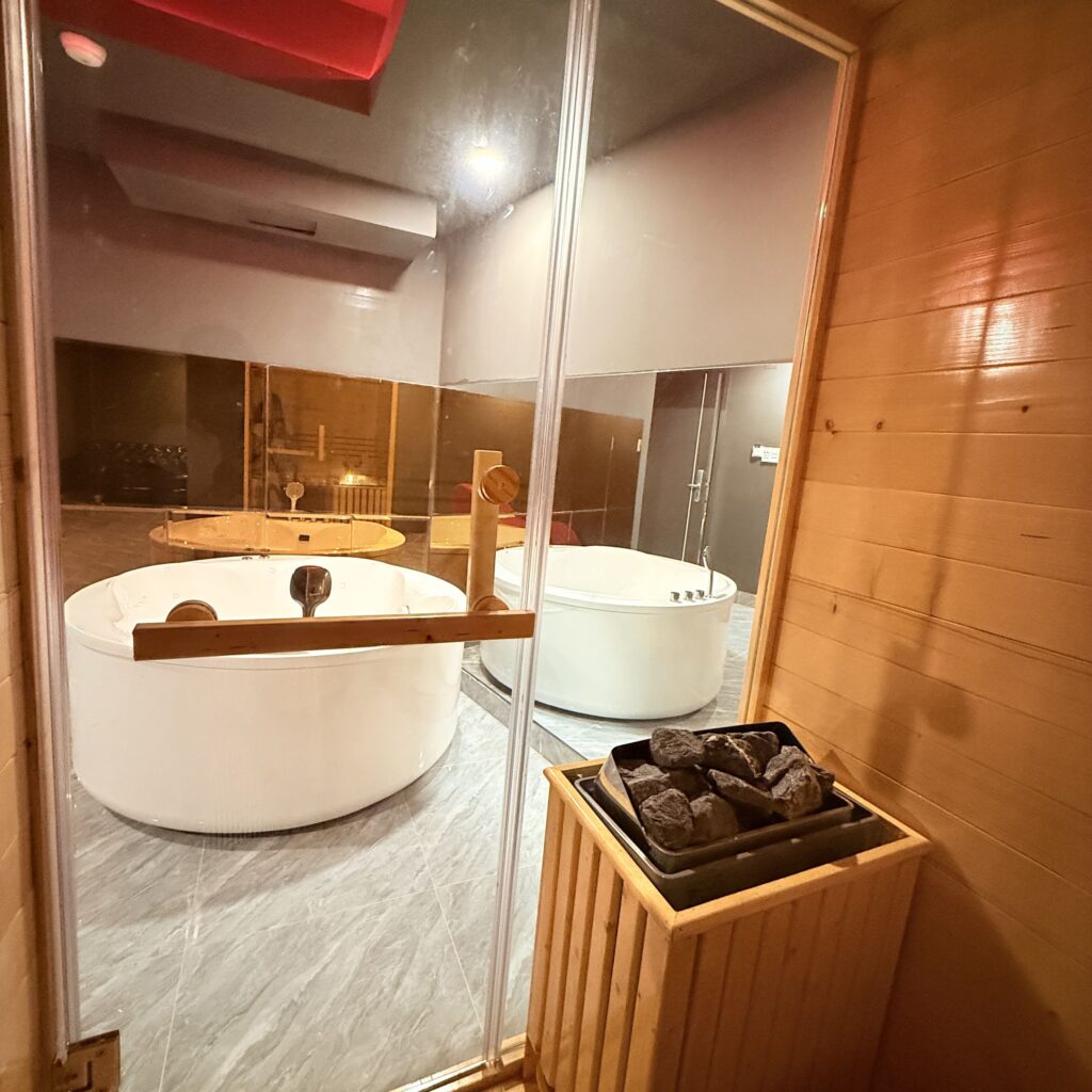 Private Sauna Suite G01