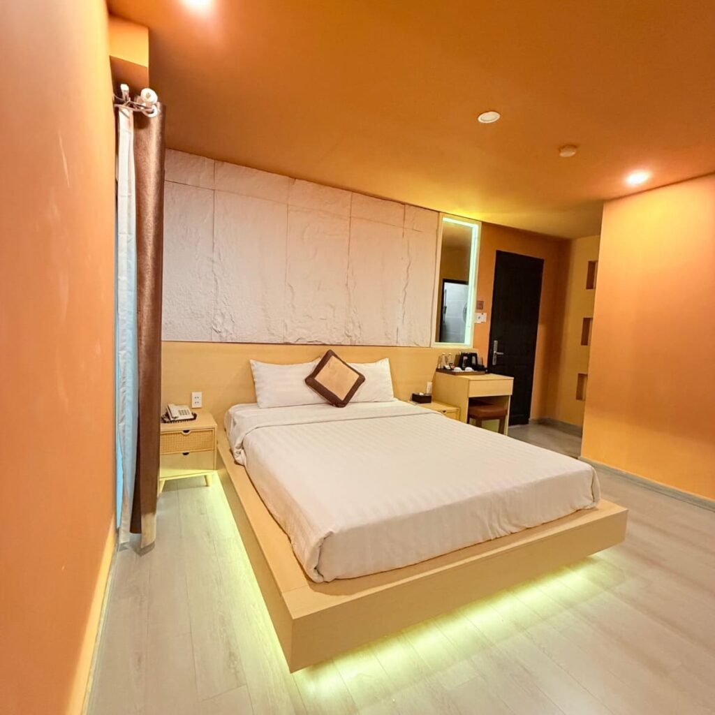 Rooftop Balcony Suite