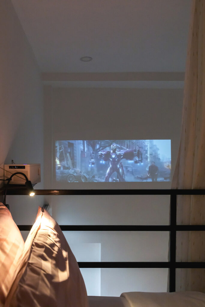 Superior Mini Duplex, Projector