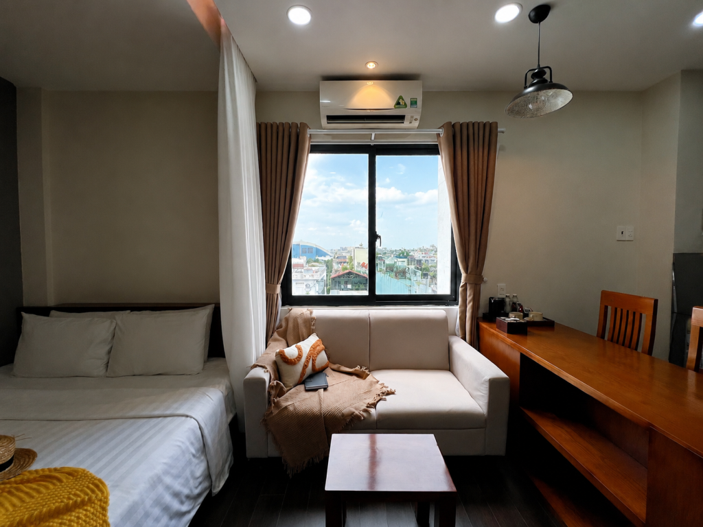 Deluxe One-Bedroom Apartment with City View