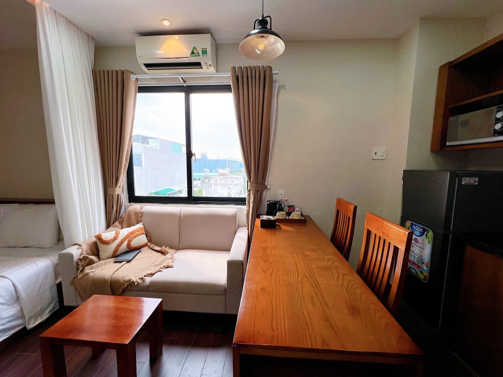 Deluxe One-Bedroom Apartment with City View