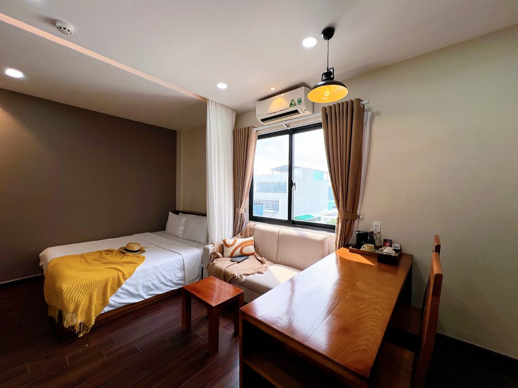 Deluxe One-Bedroom Apartment with City View