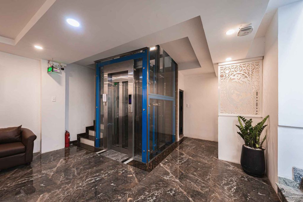khách sạn gần bảo tàng chứng tích chiến tranh - Phòng duplex hiện đại Lynn by La Doma Express